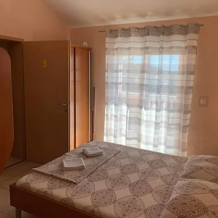 Appartement Adria *