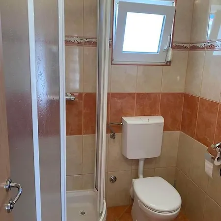 Adria Apartment *